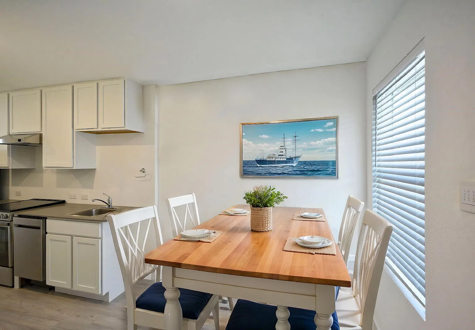 2 bed, 2.0 bath, 850 sqft, $1,195 — Photo 3