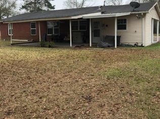 55 Line Rd, Laurel, MS 39443
