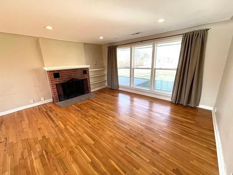 737 N Taft Hill Rd — Photo 44