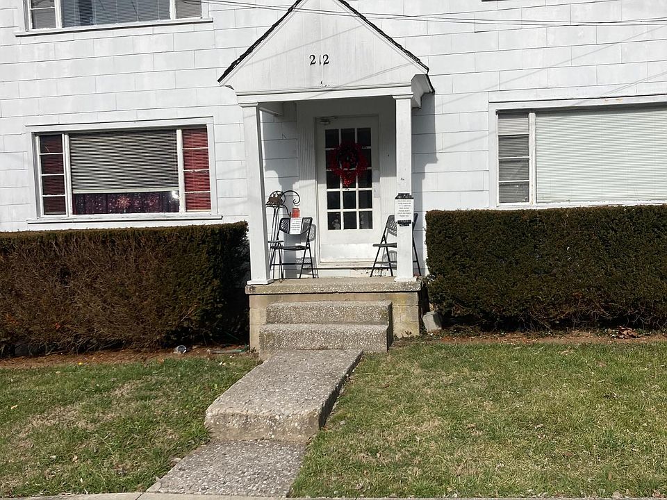 1st image of 212 Briar Cliff St #3