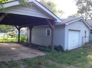 213 Pennsylvania Ave, South Roxana, IL 62087