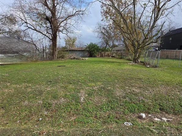 4204 Cortlandt St, Houston, TX 77018