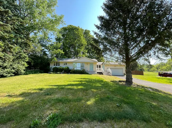 (undisclosed Address), Skaneateles, NY 13152