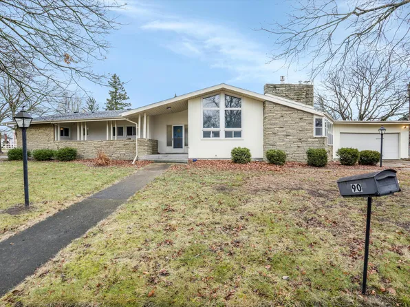 90 Arbor View Ct, Hillsdale, MI 49242