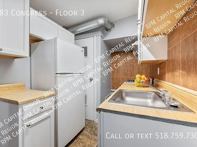 383 Congress St #3 — Photo 9