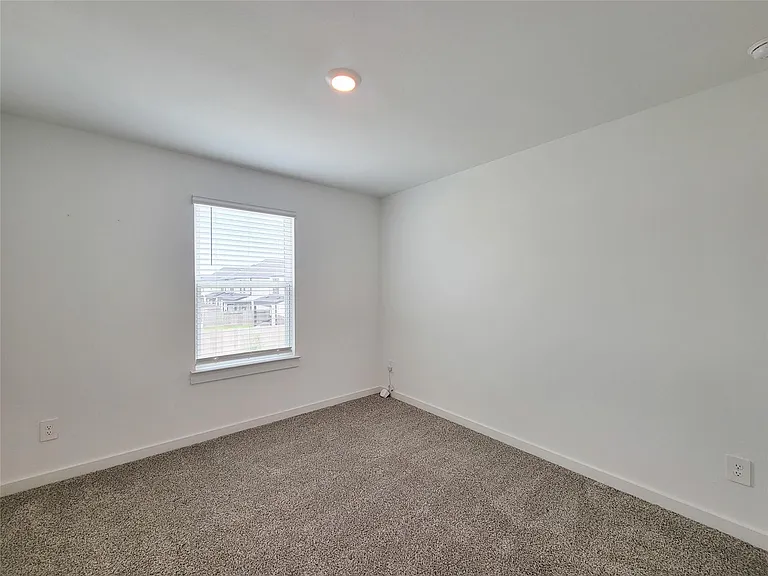 3225 Creston Gate Dr — Photo 18