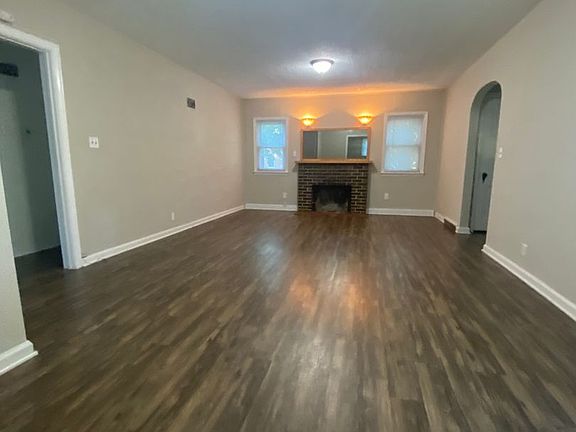 3rd image of 823 N 8th St #1