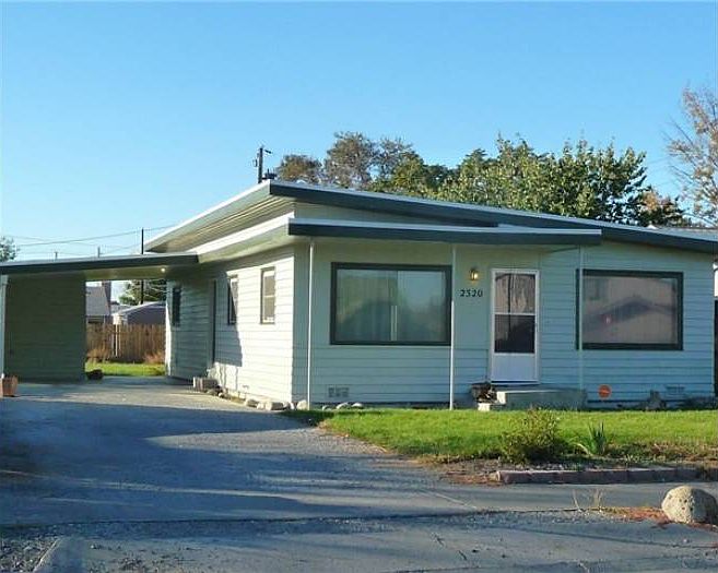 1st image of 2320 W Lakeside Dr