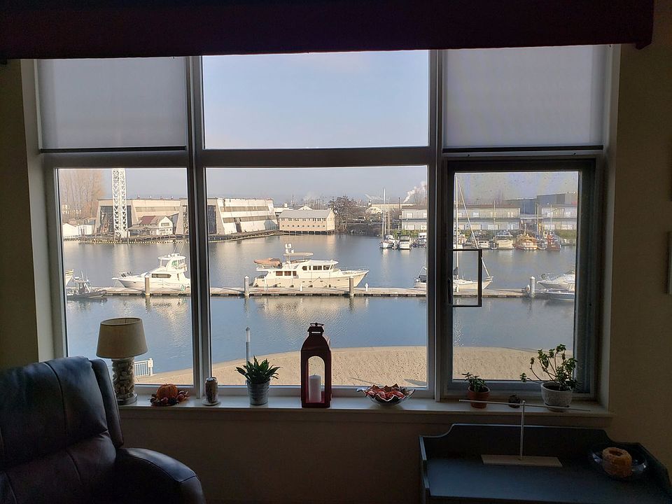 1st image of 1515 Dock St Unit 318