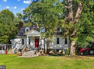 2349 Skinkers Neck Rd, Rappahannock Academy, VA 22538