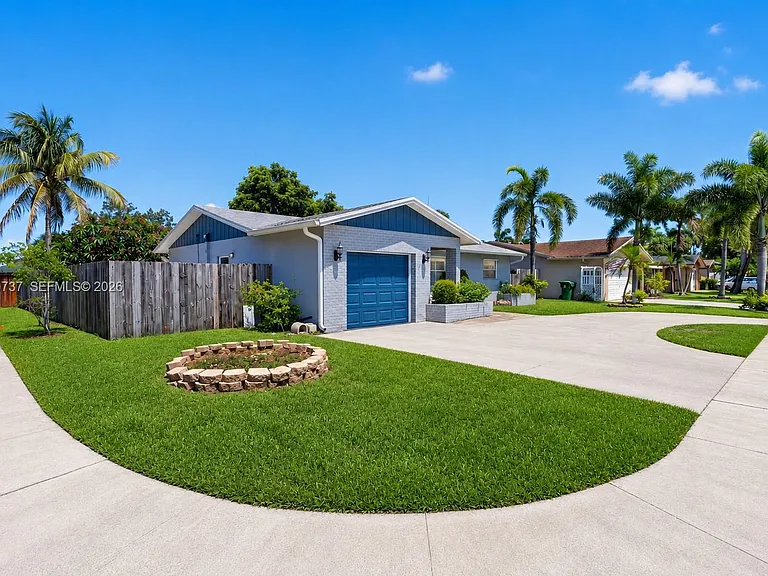 6848 NW 27th Way — Photo 5