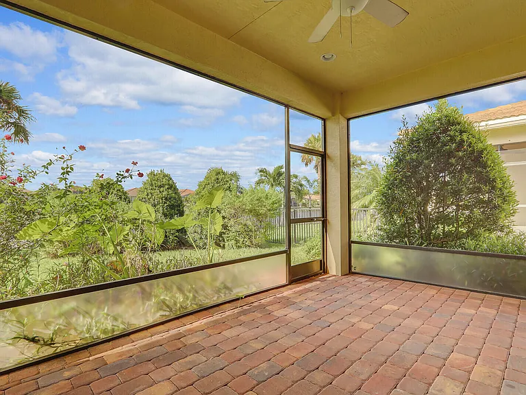 21026 SW Modena Way — Photo 29