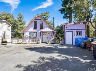 789 Arosa Dr, Crestline, CA 92325