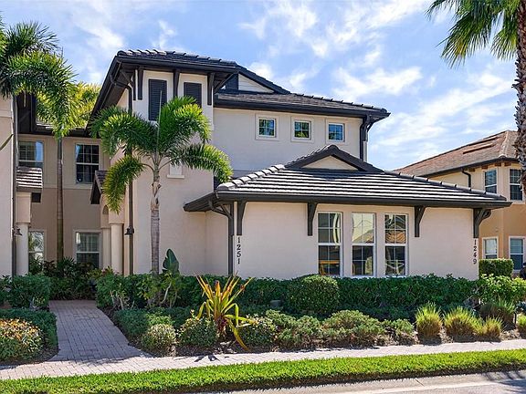 4th image of 1251 Riverscape St