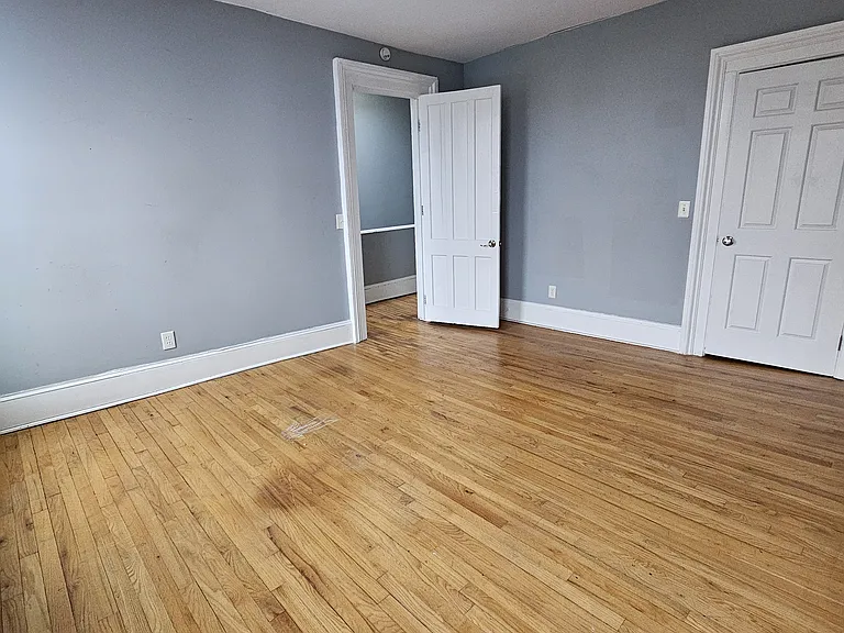 32 1st St #2 — Photo 17