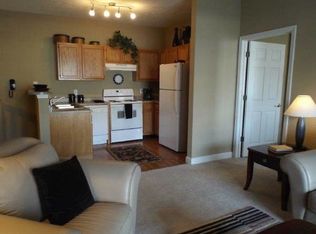 1856 Towne Park Dr APT 1A, Troy, OH 45373