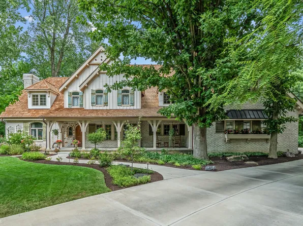 6095 Stonegate Run, Zionsville, IN 46077