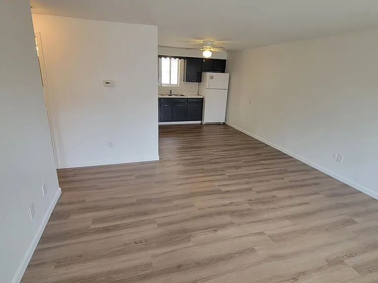 1529 Miami Ave — Photo 15