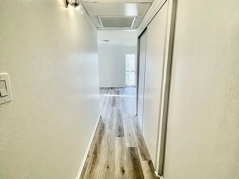 23401 Park Sorrento #22 — Photo 12