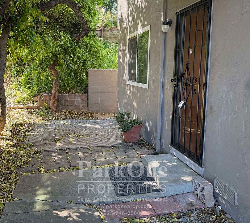 1st image of 30 Carquinez Scenic Dr APT B