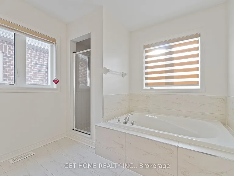 1212 Drinkle Cres — Photo 22