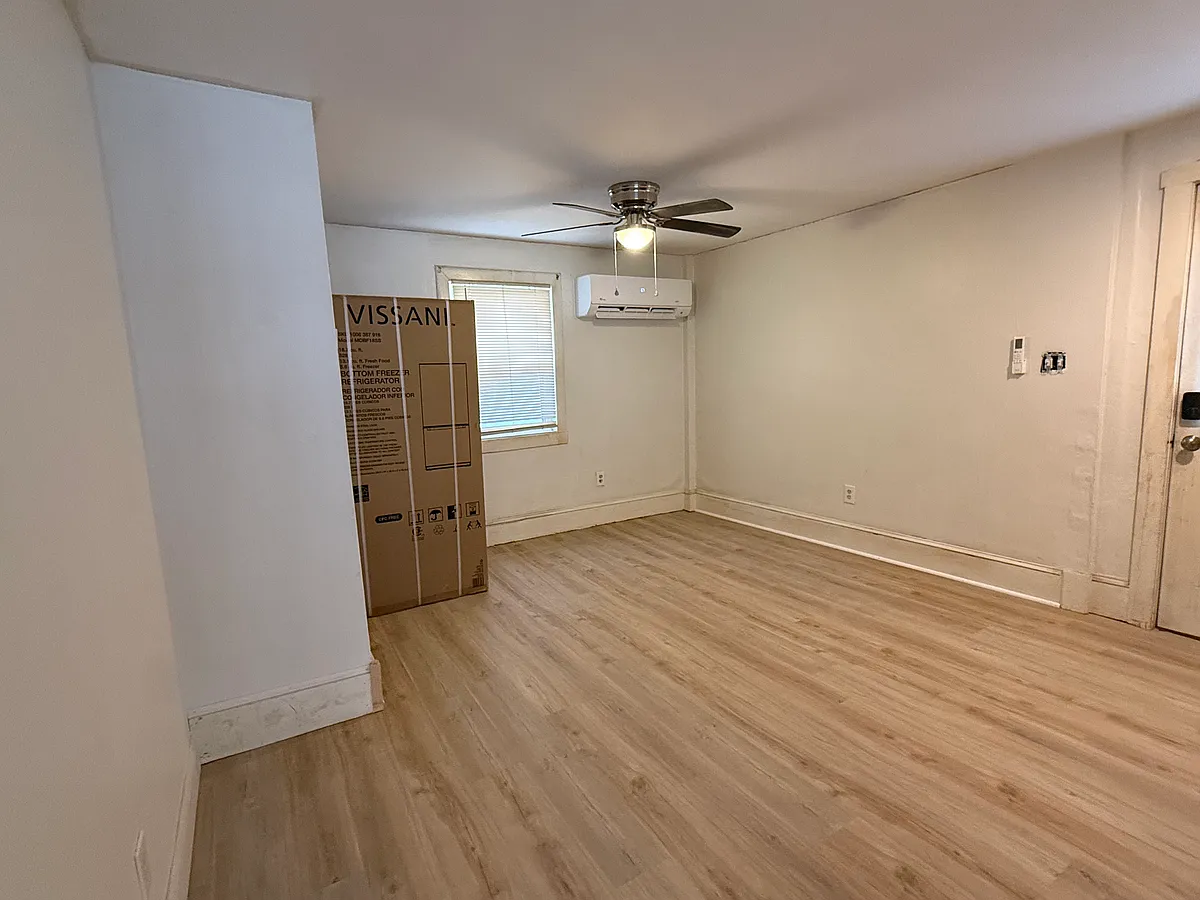 Building Photo - 263 Hanover St #7