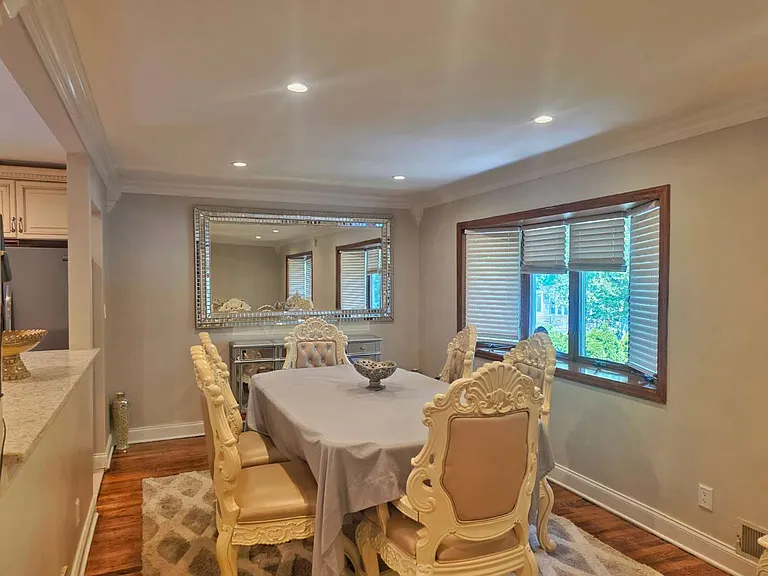 352 Elverton Ave #2 — Photo 7