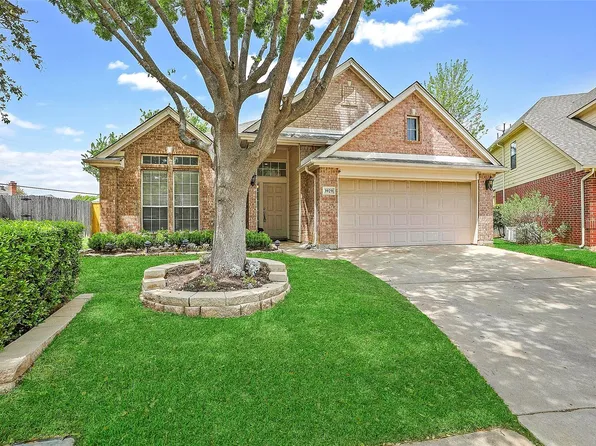 3929 Autumn Ln, Bedford, TX 76021