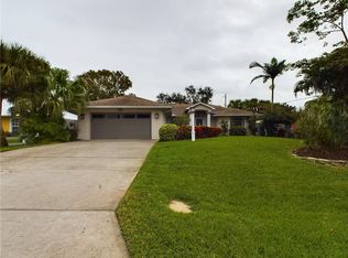 104 Lancaster St, Sebastian, FL 32958