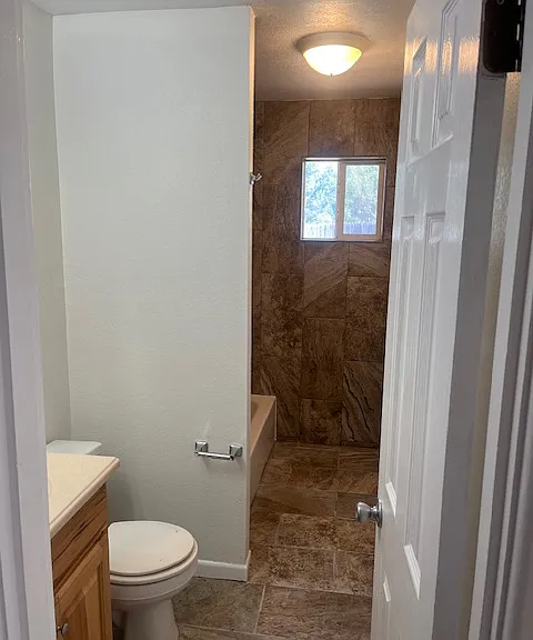 2325 N Mockingbird Ln — Photo 3