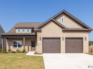 159 Brier Valley Dr, Meridianville, AL 35759