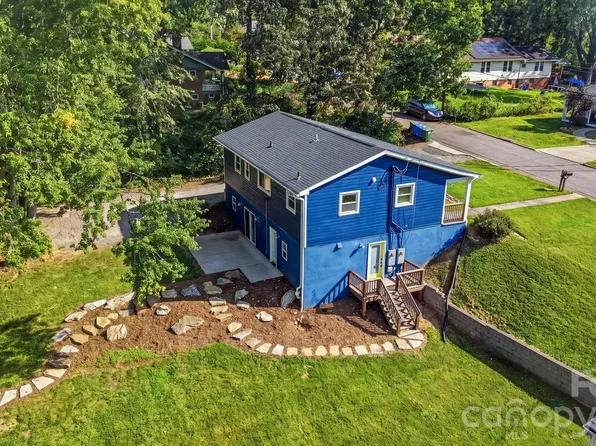 77 Trotter Pl, Asheville, NC 28806