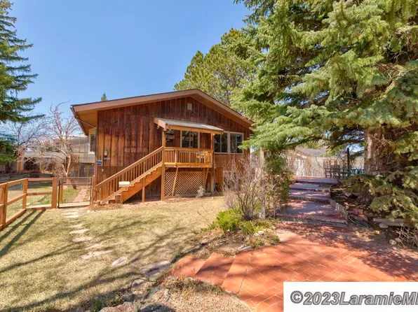 1422 Ashley St, Laramie, WY 82070