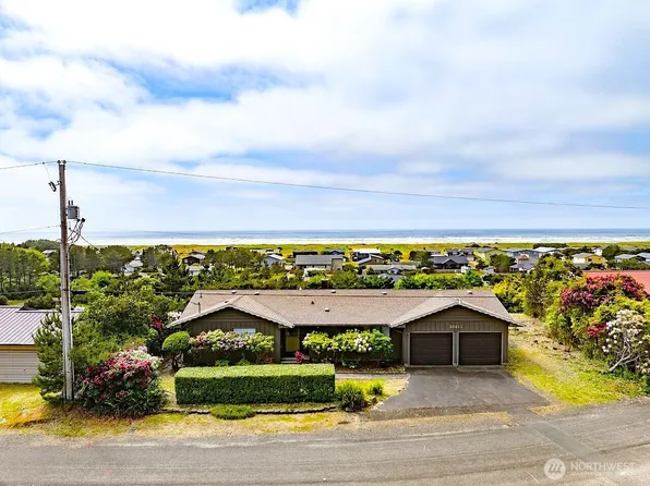 30011 J Place, Ocean Park, WA 98640