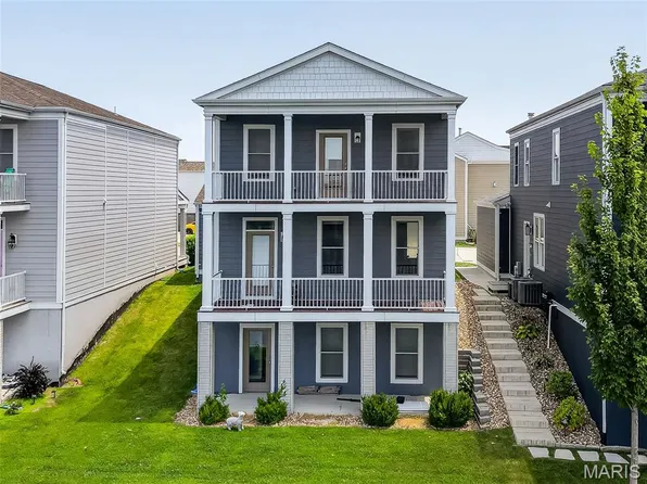 338 Tiber Pl, Saint Charles, MO 63301