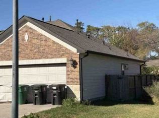 2470 Cliffdale St, Houston, TX 77091