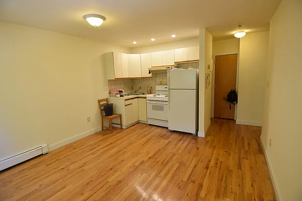 Rented by Tapestry Real Estate of Queens | media 18