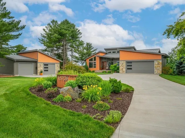 15728 93rd Ave, Chippewa Falls, WI 54729