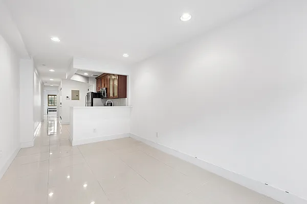 Rented by Corcoran | media 6