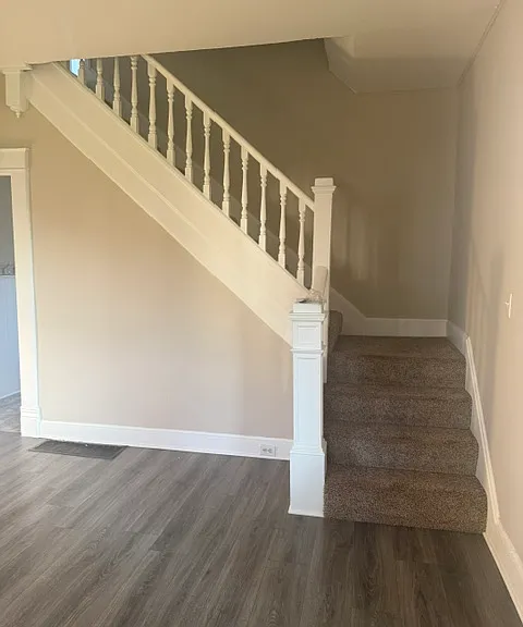 409 Walnut St — Photo 19