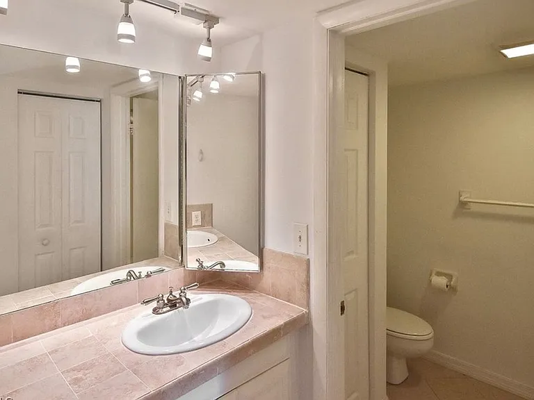 5540 Malt Dr #4 — Photo 11