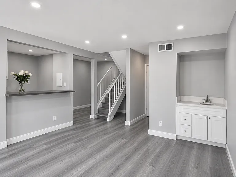 1239 W Rosecrans Ave #11 — Photo 1