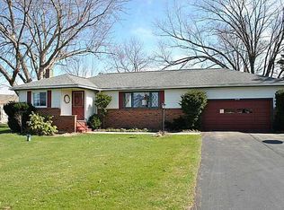 4029 Hershey Rd, Erie, PA 16506