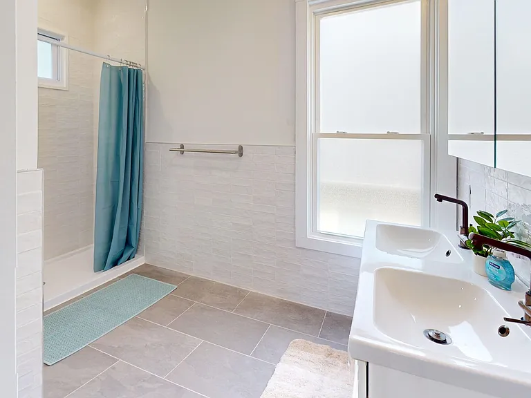 69 Edwards St — Photo 17