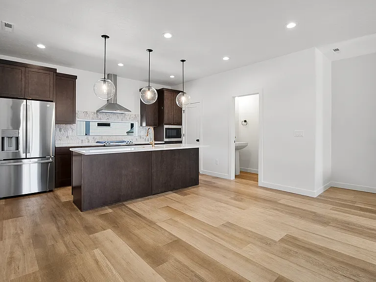 5941 N Cardiff Pass Dr — Photo 5