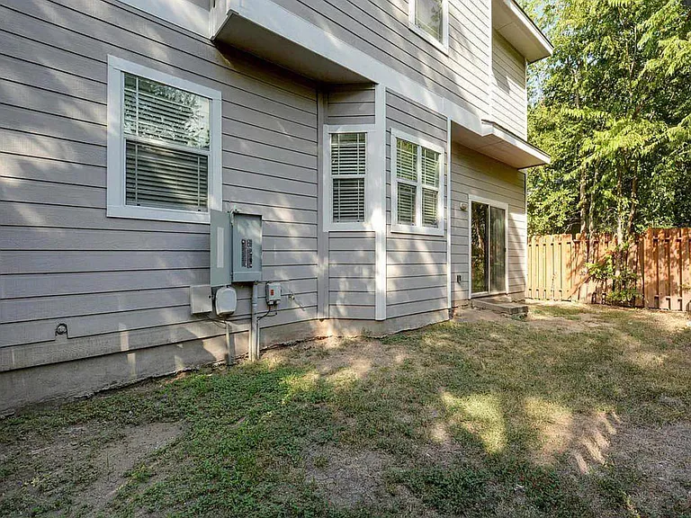 504 Nelray Blvd #A — Photo 8