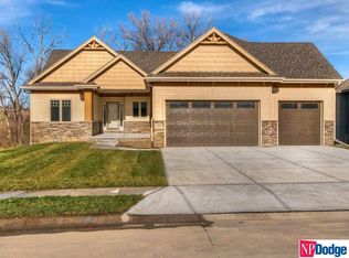 7673 N 166th Ave, Bennington, NE 68007