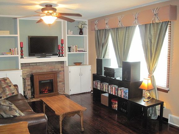 3rd image of 6134 Metcalf Ln