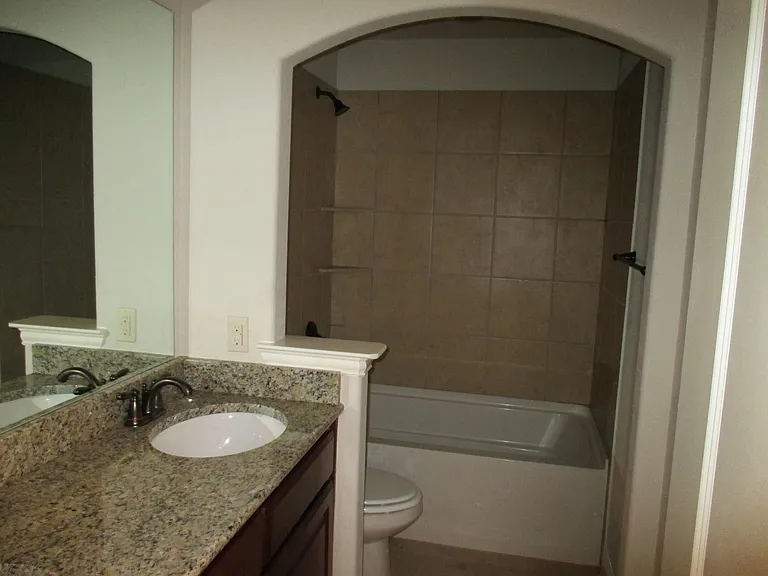 10530 Tenneyson Ridge Dr — Photo 37