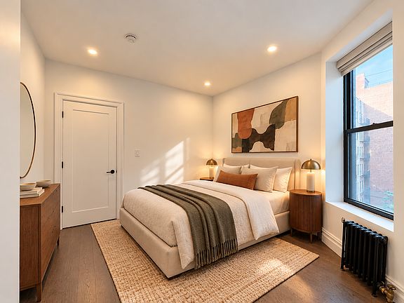 3rd image of 142 Sullivan St APT 13